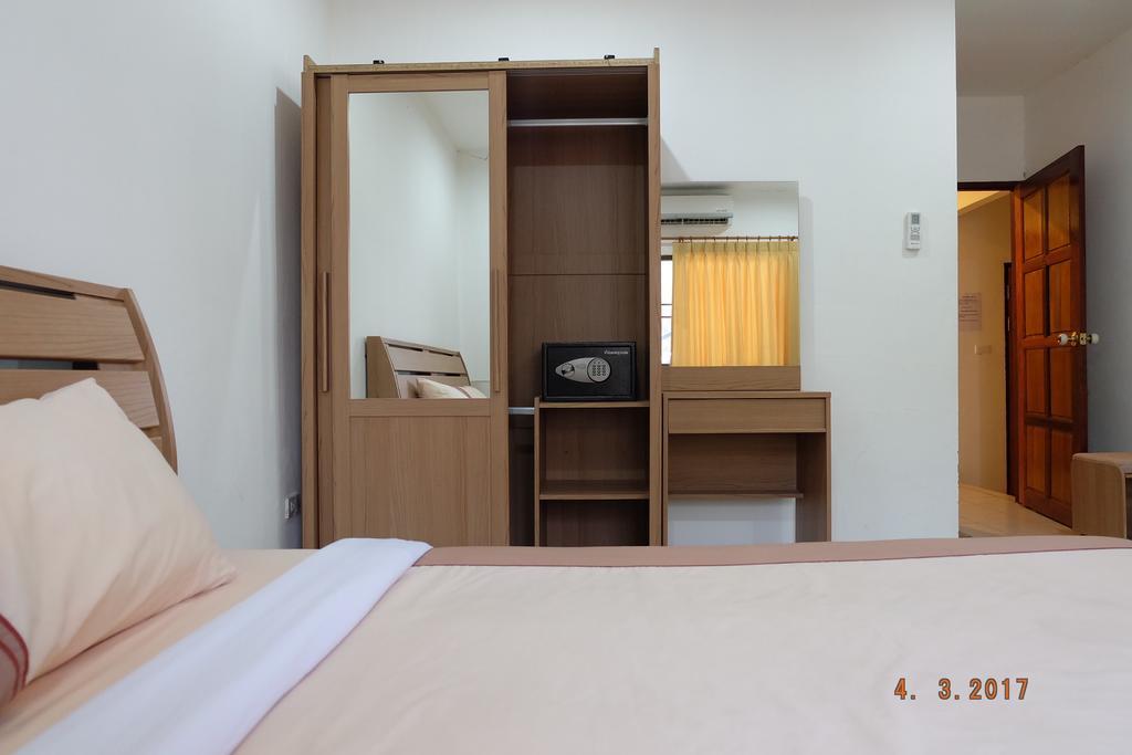 Piccolo Restaurant And Guest House Pattaya Εξωτερικό φωτογραφία