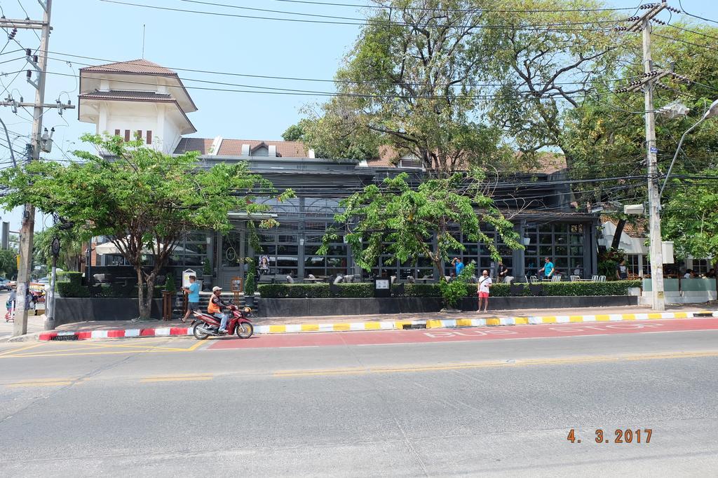 Piccolo Restaurant And Guest House Pattaya Εξωτερικό φωτογραφία