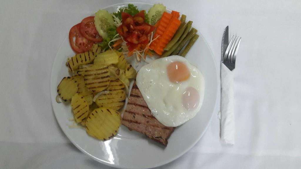 Piccolo Restaurant And Guest House Pattaya Εξωτερικό φωτογραφία